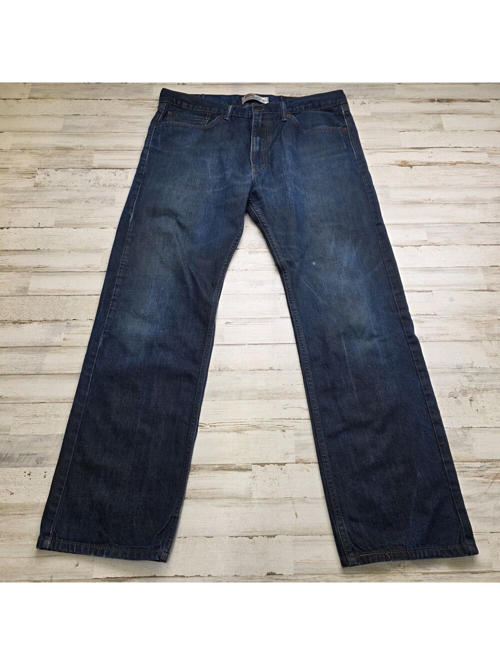 VTG Levi's 505 Men's 36x32 Straight Dark Wash - 100% Cotton